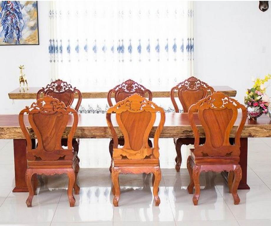 Gỗ lát là gì? Đặc điểm, phân loại và ứng dụng trong nội thất